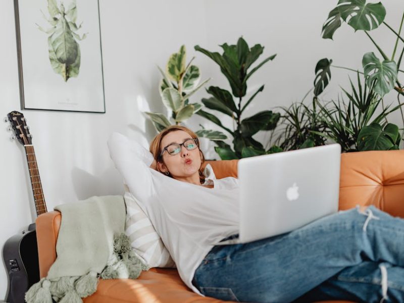 Smart Home Flow: Fixing Wi-Fi Dead Zones in Your Dream Layout