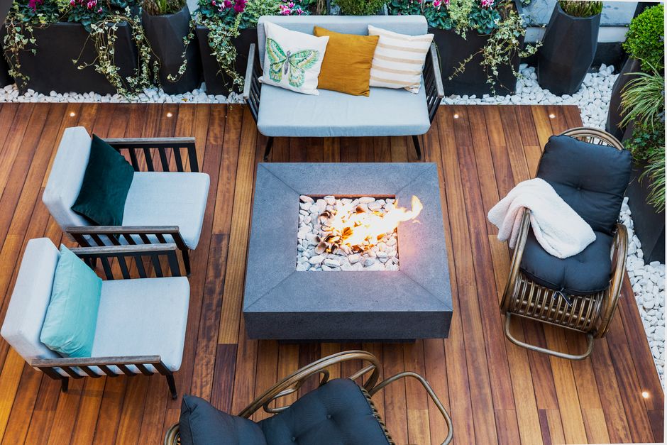 Garden Furniture Cleaning: Protect It for Summer
