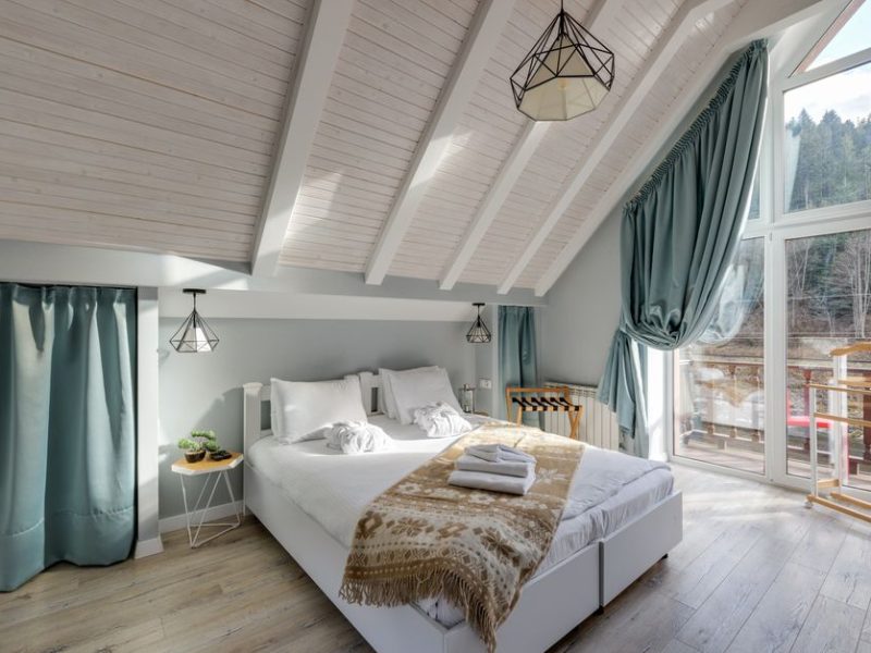 Cottagecore Bedroom Decor Small Spaces: Can a Small Bedroom Feel Like a Cottage? 7 Decor Ideas That Work