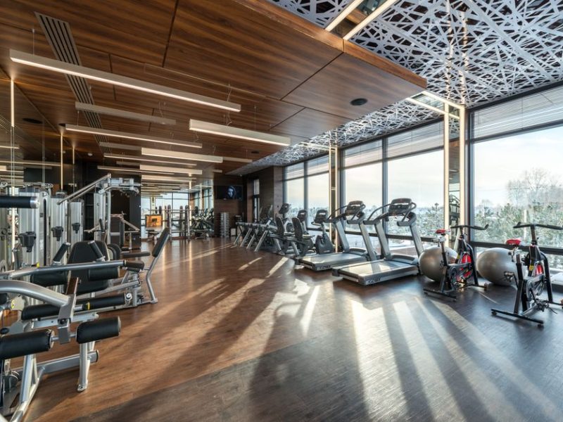 Garage Home Gym Under 0: Garage Home Gym on a 0 Budget: What Actually Works