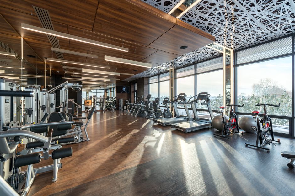 Garage Home Gym Under 0: Garage Home Gym on a 0 Budget: What Actually Works